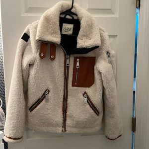 Sam Womens boulder Sherpa jacket size small brand new without tags.